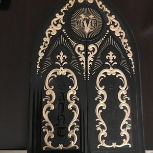 Kat Von D Saint and Sinner Palette Limited Edition